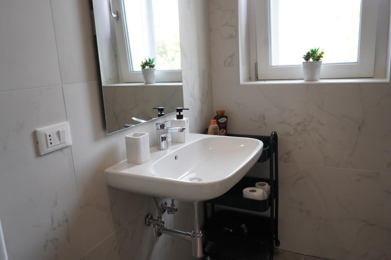 Welcome Milano Guest House Екстер'єр фото