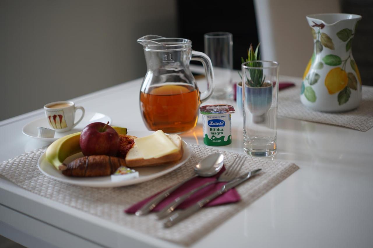 Welcome Milano Guest House Екстер'єр фото
